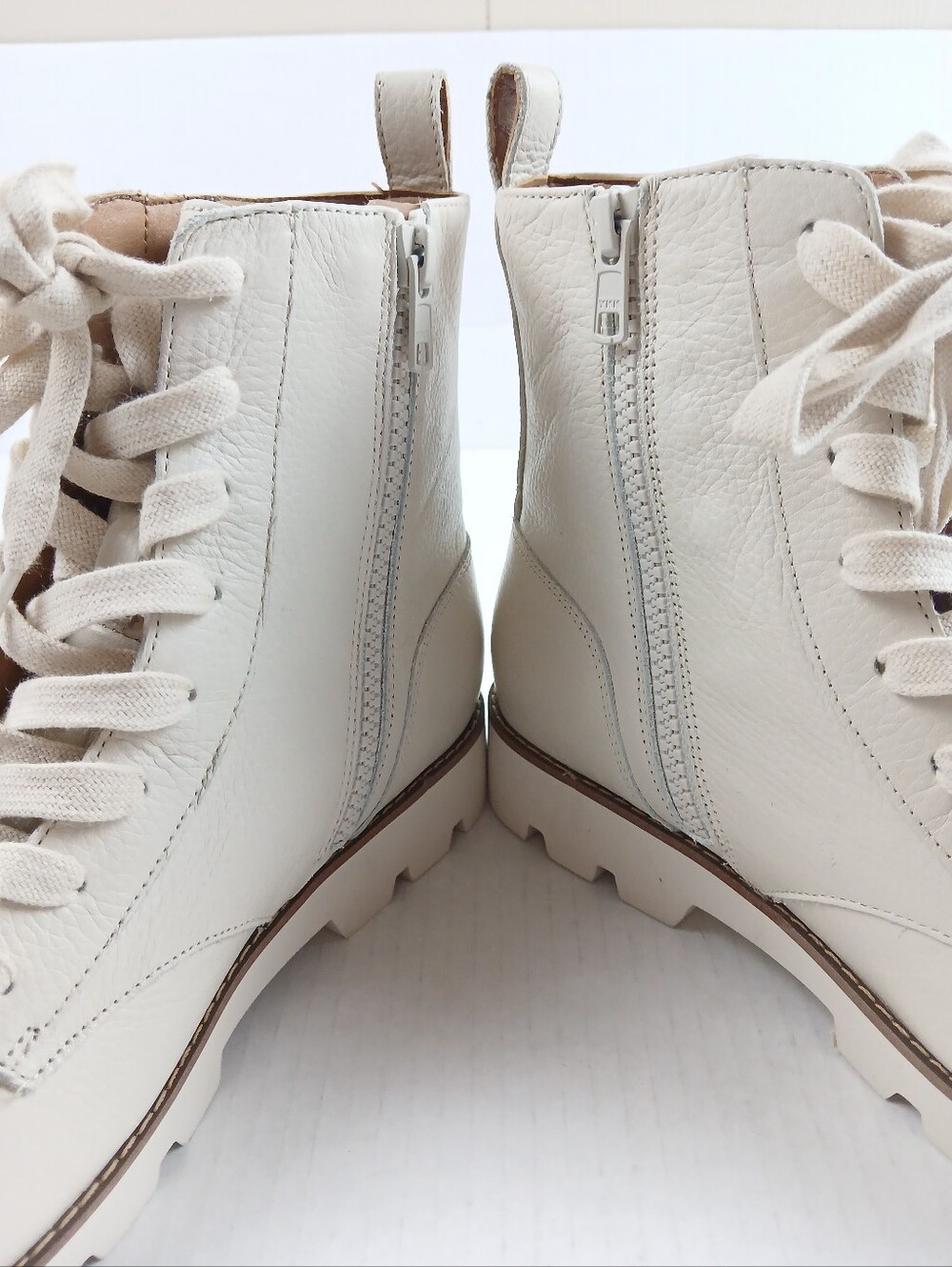 Vionic Leather Combat Boots "Lani" Cream Waterproof Side Zipper Comfort Fall 🆕️ - Picture 9 of 12